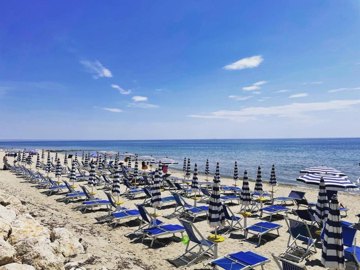 Riva Dei Greci Camping Village Metaponto Exterior photo